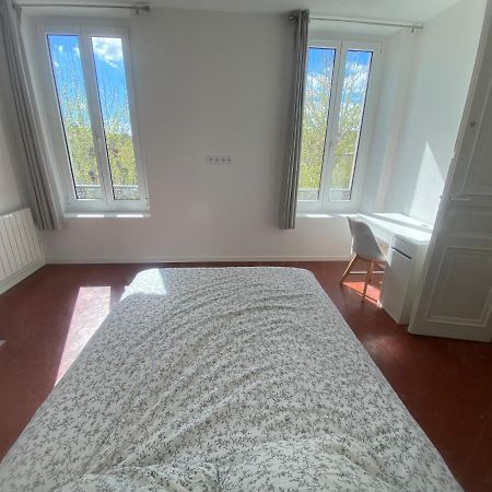 Appartement Charmant T3 Dans Le Centre Historique à Manosque Extérieur photo