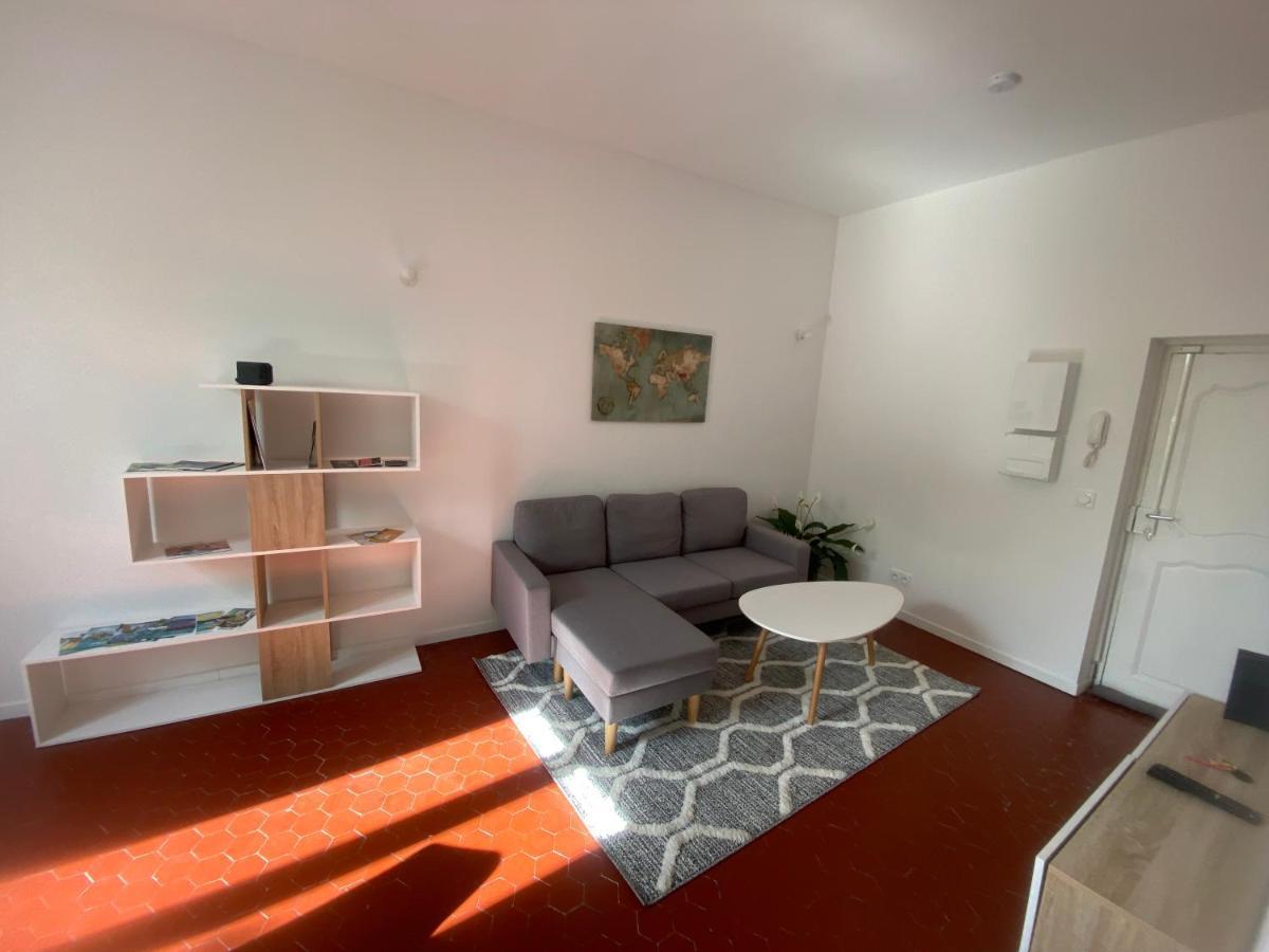 Appartement Charmant T3 Dans Le Centre Historique à Manosque Extérieur photo